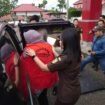 HN diantar staf Kejari Nunukan untuk dilakukan penahanan ke Lapas Nunukan
