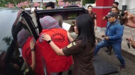HN diantar staf Kejari Nunukan untuk dilakukan penahanan ke Lapas Nunukan