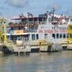 Kapal Ferry KM Manta yang melayani pelayaran Nunukan, Sebatik, Tarakan,