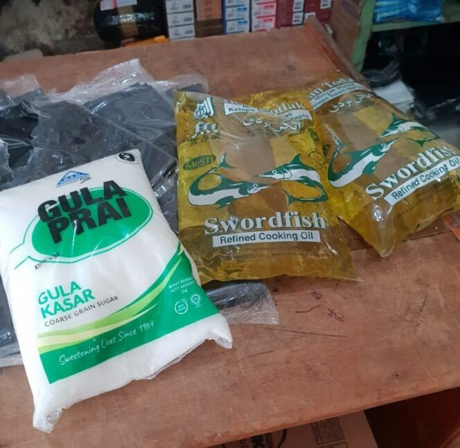 
					Sejumlah item Sembako Malaysia terus naik akibat naiknya kurs Ringgit