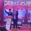 Penampilan Paslon Bupati Nunukan Kaltara di debat kedua yang digelar di GOR Sei Sembilan, Nunukan Selatan, Senin (11/11/2024). 