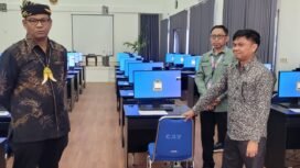 Deputi Bidang Sistem Informasi dan Digitalisasi ASN, Suharmen saat memantau lokasi tes CPNS di Nunukan, Kaltara,