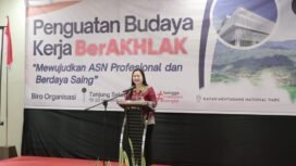 Kepala Biro Organisasi Sekretariat Daerah Provinsi Kaltara, Flora,