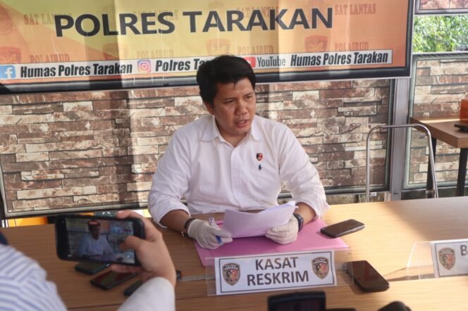 
					Kasat Reskrim Tarakan, AKP Randhya Shaktika Putra,