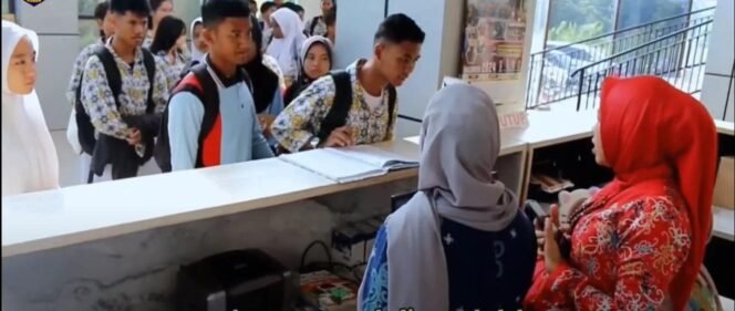 
					Aktifitas pelajar Kaltara di perpustakaan,