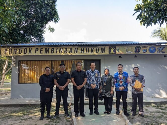 
					Pondok Pembinaan Hukum/ Pondok damping narkoba yang didirikan di SAE LANUKA. Rumah rehab dan harapan masa depan pecandu narkoba,