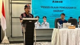 Kadis DPMPTSP Kaltara, Burhanuddin, membuka Rakor Pengaduan Pengelolaan Daerah