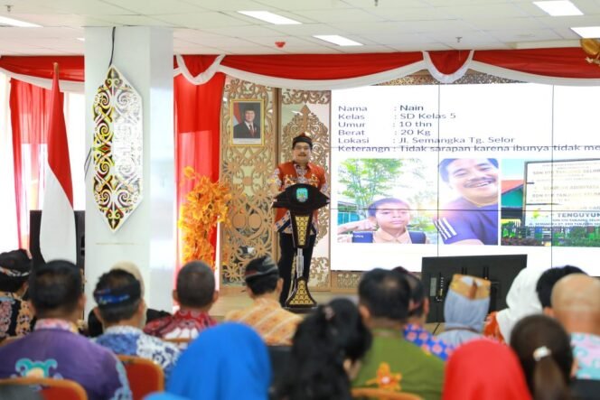 
					Pjs Gubernur Kaltara, Togap Simangunson menekankan Pemda harus mensukseskan Asta Cita Prabowo,