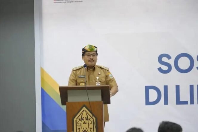
					Pjs Gubernur Kaltara, Togap Simangunsong, saat memberi sambutan di sosialisasi SP4N - LAPOR,