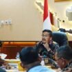 Pjs Gubernur Kaltara, Togap Simangunsong, saat memaparkan hasil uji coba MBG di Kemendagri,