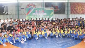 Kepala Dinas Pemuda dan Olahraga (Dispora) Kaltara Ir. Yosua Batara Payangan, S.T, M.T., membuka turnament Gulat Piala Gubernur Kaltara, di Lapangan Futsal Rajawali, Tanjung Selor, Minggu (15/12/2024).