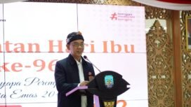 Staf Ahli Bidang Hukum dan Kesatuan Bangsa Setda Kaltara, Robby Yuridi Hatman, S.Sos., M.T., memberi sambutan di Peringatan Hari Ibu (PHI) ke-96 Tahun,