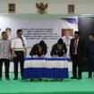 Gubernur Kaltara, Dr.H.Zainal A Paliwang, SH. M.Hum, menghadiri acara penandatanganan hibah lahan SMAN 5 Tarakan, di Ruang Pertemuan lantai 4 SMAN 1 Tarakan, Jumat (27/12/2024).