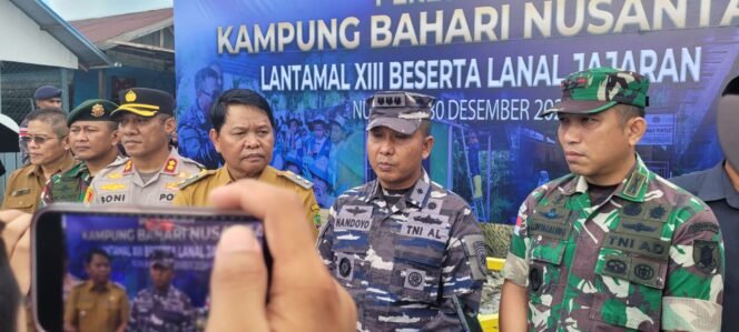 
					Danlanal Nunukan, Kolonel Laut (P) Handoyo, meresmikan Kampung Bahari Nusantara (KBN) di kawasan pesisir Mansapa, Nunukan Selatan, Senin (30/12/2024).