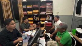 eks ketua RT 003 Jamaker, AR saat melaporkan kasus penganiayaan yang diduga dilakukan ketua DPRD Nunukan, ke Polres Nunukan.