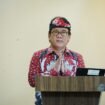 Plh. Asisten bidang Perekonomian dan Pembangunan Setdaprov Kaltara Burhanuddin, S.Sos, M.Si., menghadiri acara ‘Kongres Biasa Asosiasi Provinsi (Asprov) Persatuan Sepak Bola Seluruh Indonesia (PSSI) Kalimantan Utara Tahun 2024’ di Ballroom Hotel Pangeran Khar, Sabtu (28/12/2024).