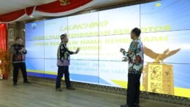 Asisten Bidang Administrasi Umum Setda Kaltara, Pollymaart Sijabat, SKM.,M.AP, membuka “Soft Launching Pelaksanaan Opsen Pajak Kendaraan Bermotor (PKB) dan Opsen Bea Balik Nama Kendaraan Bermotor (BBNKB)”, di Gedung Gabungan Dinas (Gadis) Kaltara, Tanjung Selor, Jumat (20/12/2024).