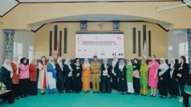 Staf Ahli Bidang Hukum dan Kesatuan Bangsa Setda Kaltara, Robby Yuridi Hatman, S.Sos., M.T., membuka Seminar Nasional mengusung tema ‘Perempuan Cerdas, Berdaya Menuju Indonesia Maju’, di Aula Kantor BPSDM Kabupaten Bulungan, Selasa (17/12/2024).