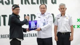 Staf Ahli Bidang Hukum dan Kesatuan Bangsa Setda Kaltara, Robby Yuridi Hatman, S.Sos., M.T., membuka acara Literasi Iklim Provinsi Kalimantan Utara Tahun 2024,