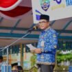 Sekretaris Daerah Provinsi Kaltara, Suriansyah, memimpin upacara HUT KORPRI 53, di Tanjung Selor,