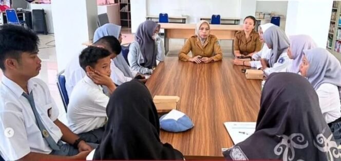 
					Kunjungan Siswa siswi SMAN I Tj Palas ke DPK Kaltara,