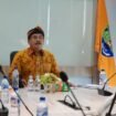 Pjs Gubernur Kaltara, Togap SImangunsong, memimpin rapat untuk mendukung program 100 hari Prabowo - Gibran,