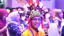 Duta baca Kaltara, Vickyko Romana.