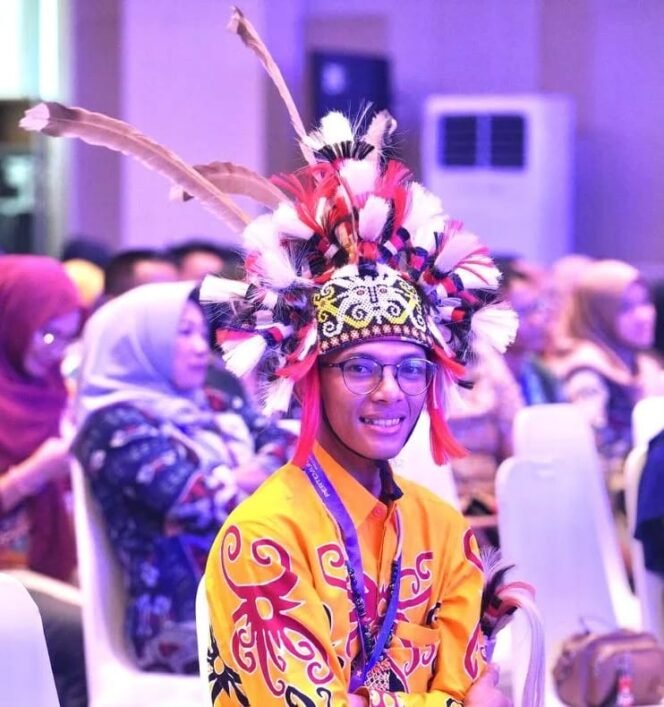 
					Duta baca Kaltara, Vickyko Romana.