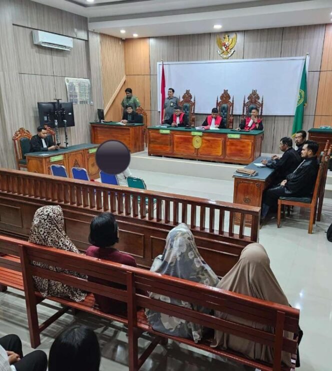 
					Sidang putusan ASN Disdukcapil Nunukan pelaku pelecehan seks terhadap gadis pemohon KTP.