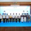 Penyerahan bantuan Pemprov Kaltara kepada sejumlah instansi di Malinau.