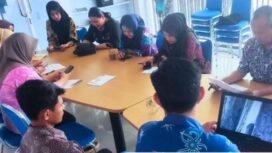 Rapat pegawai DPK Kaltara untuk agenda sosialisasi TPBIS,