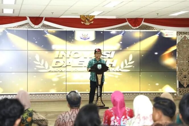 
					Pelaksana Harian (Plh) Asisten Bidang Perekonomian dan Pembangunan Setda Kaltara, Burhanuddin, S.Sos., M.Si., 