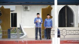 Asisten Bidang Pemerintahan dan Kesejahteraan Rakyat Setda Kaltara, H. Datu Iqro Ramadhan, S.Sos., M.Si., memimpin upacara Peringatan Hari Bela Negara ke-76 Tahun 2024 bertempat di Lapangan Agatis, Tanjung Selor, Kamis (19/12/2024).