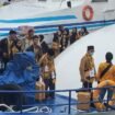 Keberangkatan 66 jamaah umroh An Nur Kaltara Arafah, melalui pelabuhan Tunon Taka, Nunukan di akhir Tahun 2024.