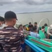 Prajurit LANAL Nunukan, saat menggagalkan upaya pengiriman 7 CTKI ilegal ke Malaysia, Senin (20/1/2025). -dok.Penerangan LANAL Nunukan.