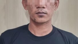 SUH (31) warga Jl.Ahmad Yani, Desa Sungai Nyamuk, Sebatik Timur, diamankan polisi saat membungkus pahe sabu sabu.