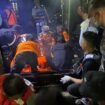 Evakuasi jenazah Nurdin, salah satu korban speed boat Cinta Putri yang pecah di perairan Nunukan, Rabu (29/1/2025).