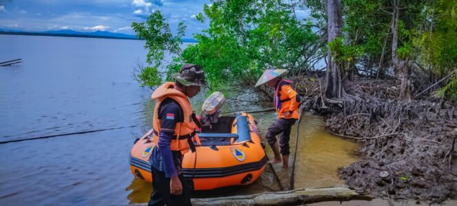 
					Upaya pencarian hari ke-10 korban terakhir SB Cinta Putri, Ahmad Rahmadanil,