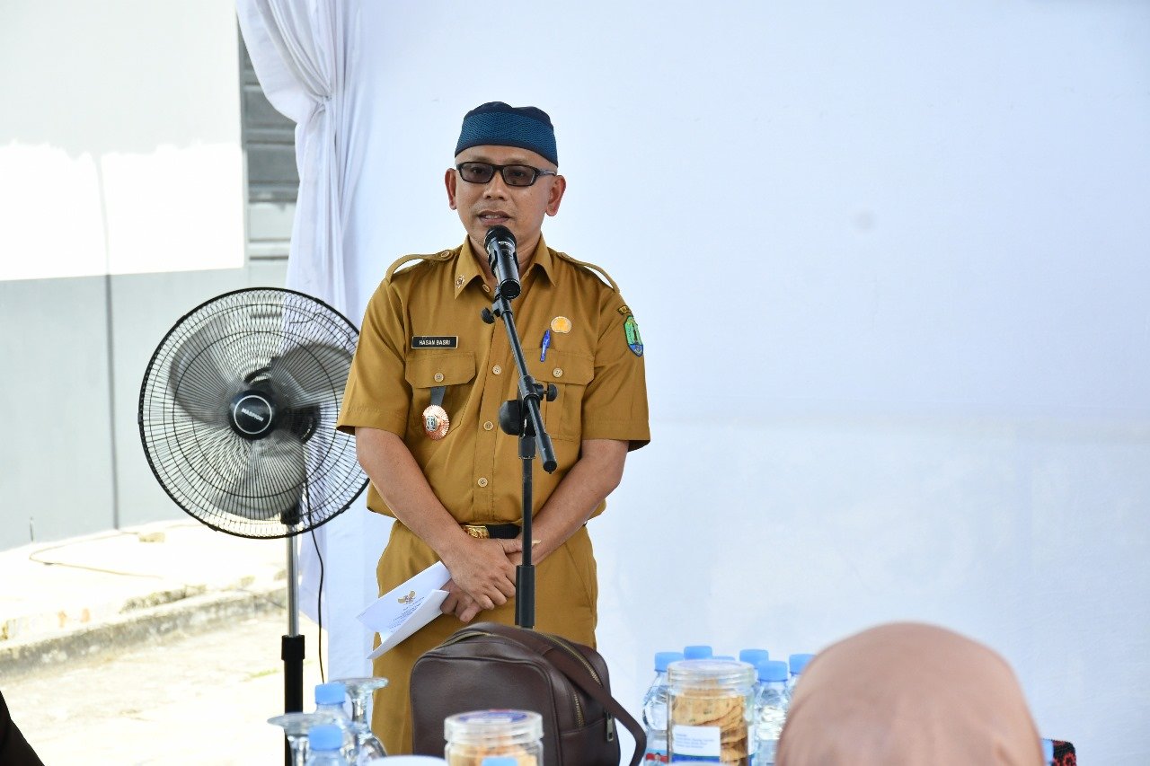 Kepala Bakesbangpol Nunukan, Hasan Basri Mursali,