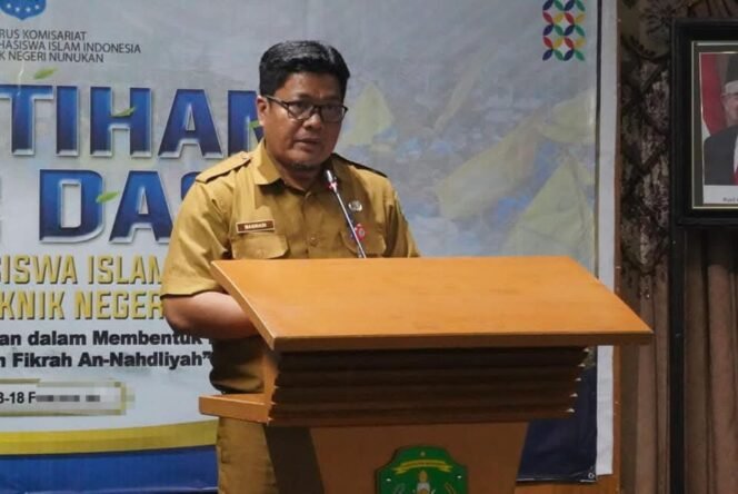 
					Kepala Dinas Tenaga Kerja Nunukan, Masniadi,