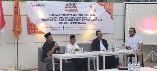 
					Bawaslu Nunukan menggelar evaluasi Pemilu 2024, di Cafe Bean Laden, Minggu (23/3/2025). Sejumlah kritik dan masukan disaring untuk evaluasi kinerja Bawaslu dan barometer untuk kinerja lebih baik ke depannya,