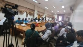 Tenaga honorer RSUD Nunukan, Kalimantan Utara, menuntut penjelasan atas nominal gaji yang nilainya berkurang dibanding sebelumnya dalam RDP, Selasa (4/3/2025).