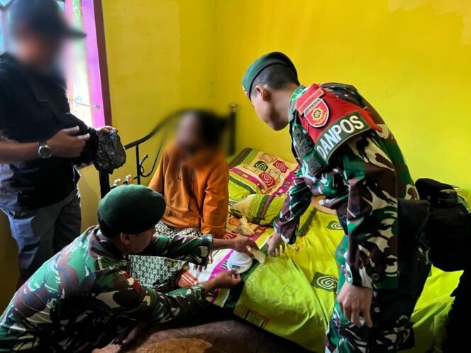 
					Penggerebekan sebuah rumah di Jalan Walter Monginsidi, Desa Tj Aru, Sebatik Timur oleh Satgas Pamtas RI - Malaysia Yonarmed 11 Kostrad bersama Satreskoba Polres Nunukan. Ditemukan 124 gram sabu sabu yang disimpan dalam oven. (Dok.Penerangan Yonarmed 11/GG).