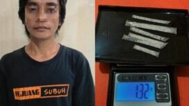 MJ (39) salah satu pengedar sabu di Sebatik yang diamankan polisi, Rabu (9/4/2025) di Jalan Lapangan RT 008, Desa Sungai Nyamuk, Sebatik Timur.