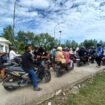 Antrean calon penumpan KM Manta tujuan Sebatik. Musim libur lebaran biasa diisi warga Nunukan dengan menikmati indahnya Pantai Batu Lamampu dan Pantai Kayu Angin,