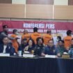 Pers rilis Satgas TPPO Bareskrim Polri di Mapolres Nunukan. Satgas TPPO mengamankan 82 CPMI ilegal dan 7 tersangka pada operasi yang dilakukan 5 - 6 Mei 2025, di pelabuhan Tunon Taka, Nunukan,