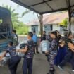 LANAL Nunukan amankan 81 koli pakaian bekas impor asal Malaysia yang dimuat KM Cahaya Nunukan
