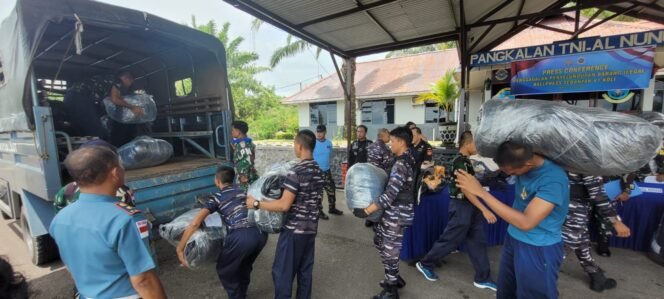 
					LANAL Nunukan amankan 81 koli pakaian bekas impor asal Malaysia yang dimuat KM Cahaya Nunukan