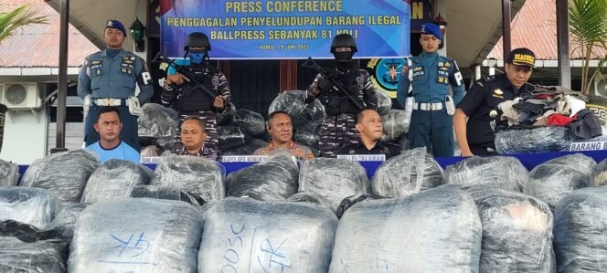 
					Jumpa Pers terkait penyelundupan 81 koli ballpress asal Malaysia oleh Tim SFQR LANAL Nunukan,