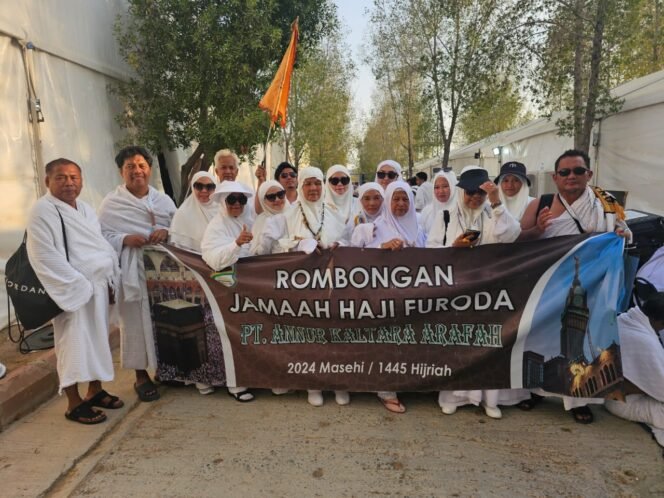 
					Jamaah haji furoda yang diberangkatkan PT An Nur Kaltara Arafah 2024,